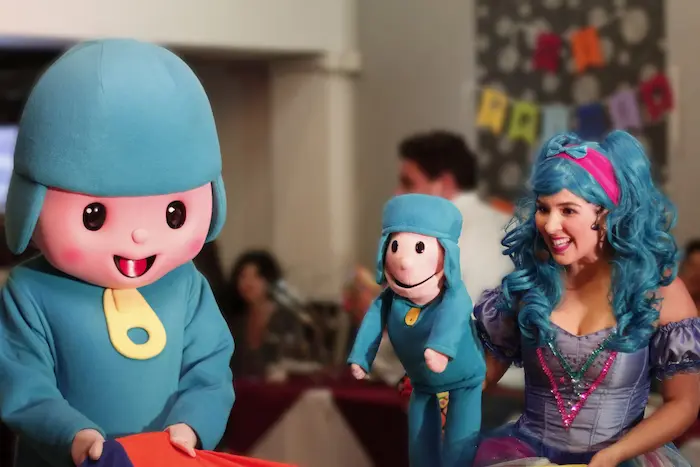 personajes del show de títeres