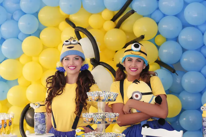 personajes del show de minions