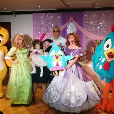 personaje del show de la gallina pintadita