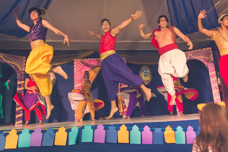 que es un show de cuentos teatrales