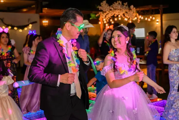 Hora loca para quinceañeros