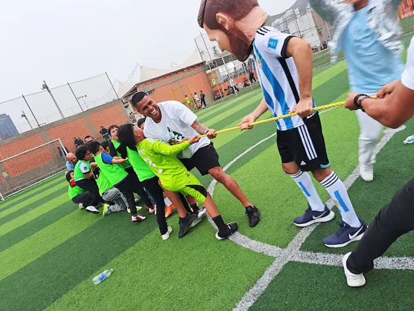 Experiencia real en shows de fútbol para cumpleaños​