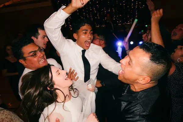 Hora loca para adolescentes​