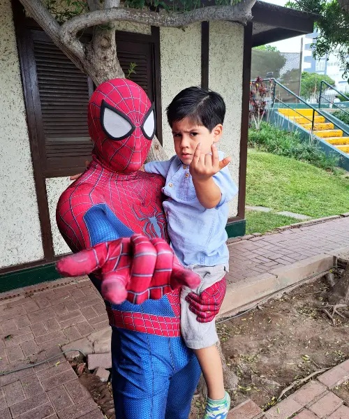 show de Spiderman para cumpleaños