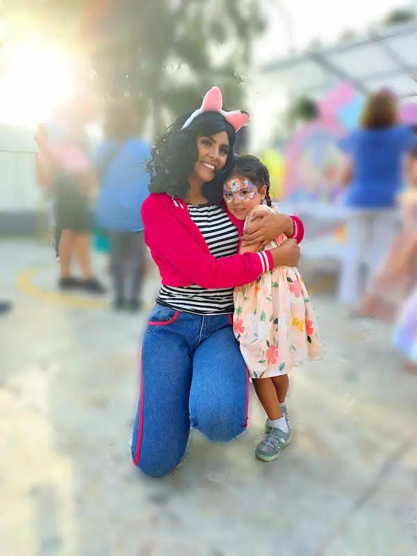 Así se vive el show de Gabby en un cumpleaños infantil