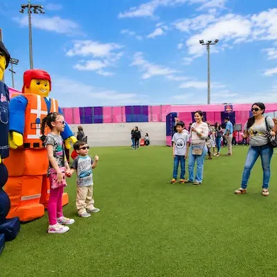 Beneficios de un show navideño para colaboradores y sus familiares