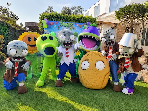 Guisantes, girasoles y zombies cono, todos en tu evento