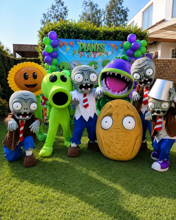 galería del show de plantas vs. zombies en lima