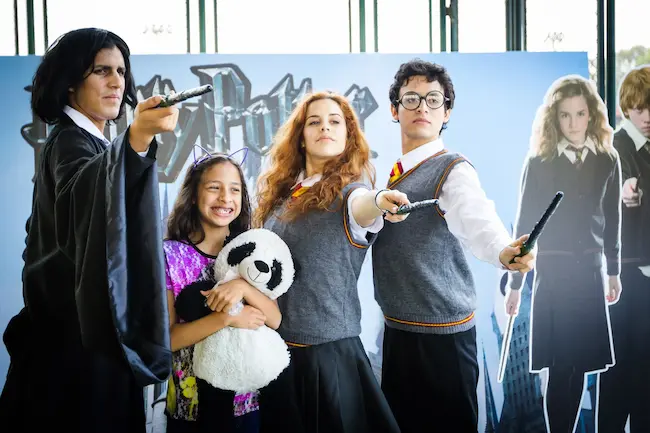 Show de Halloween para niños en Lima - personajes disfrazados y decoración temática