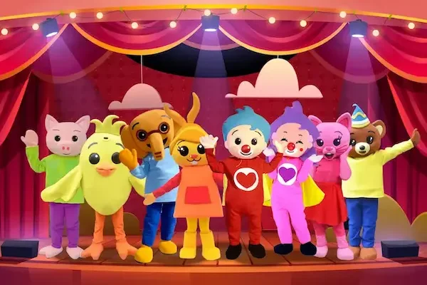 Canciones y coreografías de la serie en el show de Plim Plim
