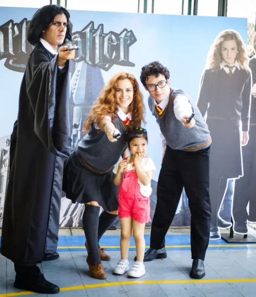 Harry Potter show happy kids